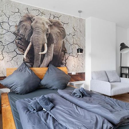 Apartment 1, Direkt Am Bahnhof Aquisgrana Esterno foto